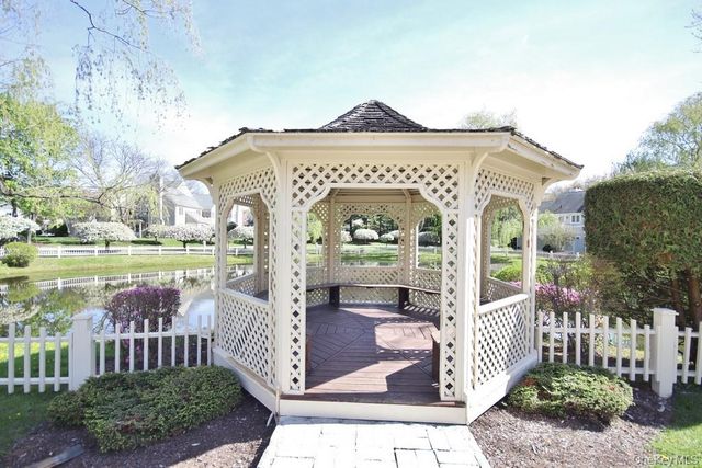 607 Chestnut Drive, Carmel, NY 10512