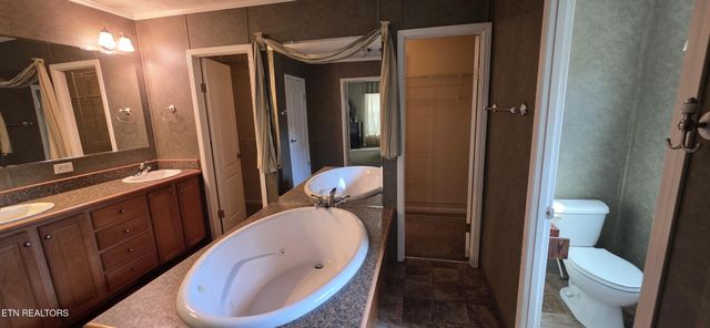 236 Loggers Lane, Clinton, TN 37716
