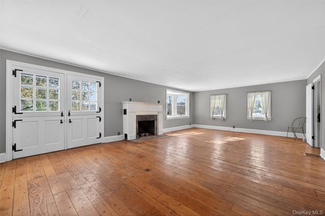 74 Onderdonk Road, Warwick, NY 10990