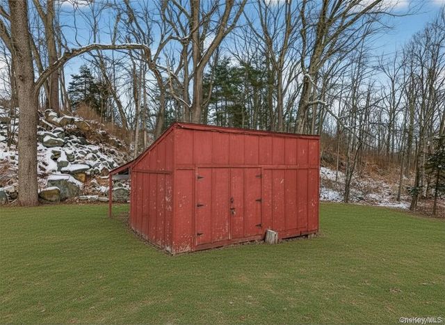 74 Onderdonk Road, Warwick, NY 10990