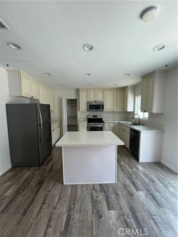3751 Briscoe, Riverside, CA 92506