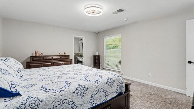 1003 N Diamondhead Boulevard, Crosby, TX 77532