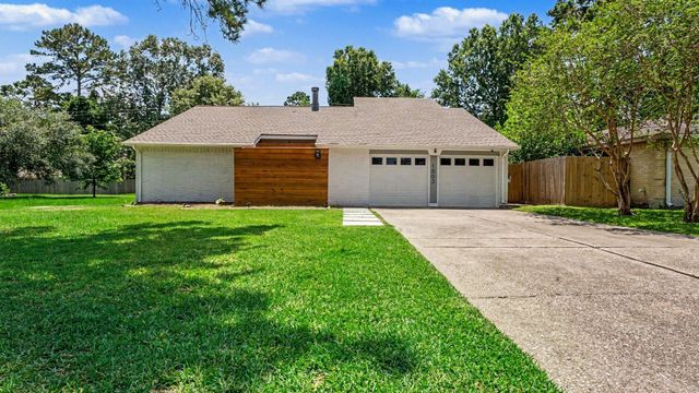 1003 N Diamondhead Boulevard, Crosby, TX 77532