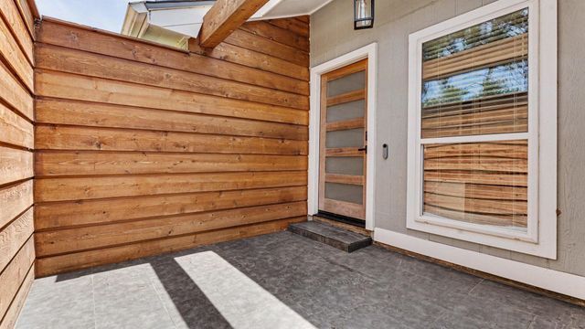 1003 N Diamondhead Boulevard, Crosby, TX 77532