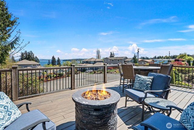 7989 E Barsay Lane, Port Orchard, WA 98366