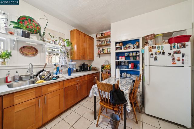 1401 Bissell Ave, Richmond, CA 94801