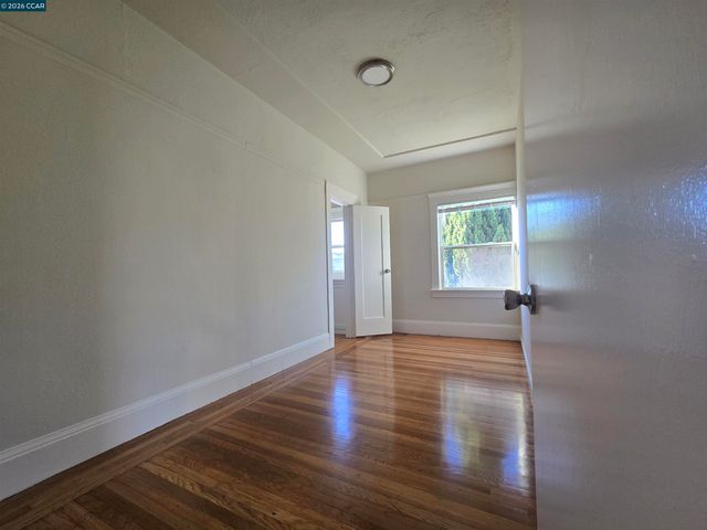 1401 Bissell Ave, Richmond, CA 94801