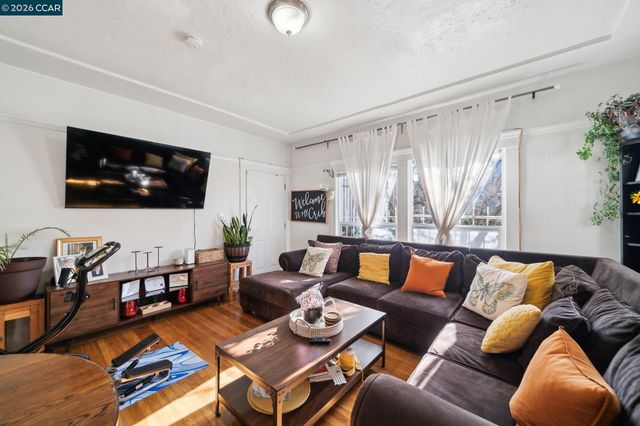 1401 Bissell Ave, Richmond, CA 94801