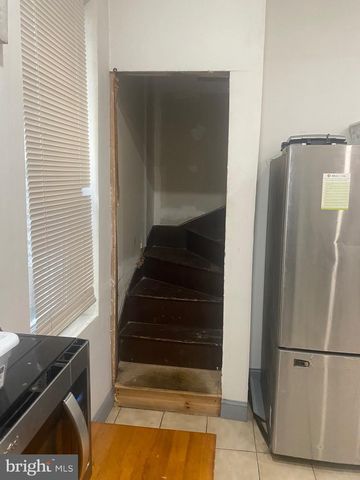 1906 W VENANGO ST, Philadelphia, PA 19140