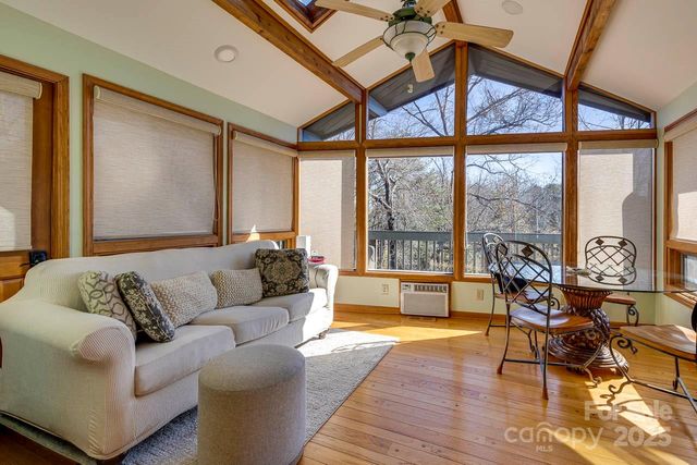 285 Old Batson Road, Taylors, SC 29687