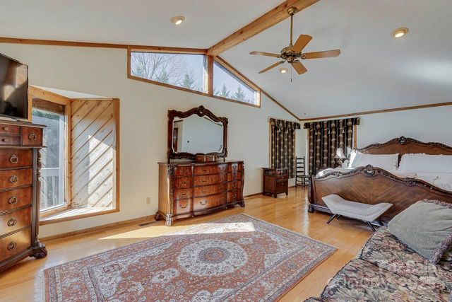 285 Old Batson Road, Taylors, SC 29687