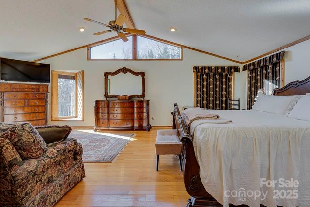 285 Old Batson Road, Taylors, SC 29687