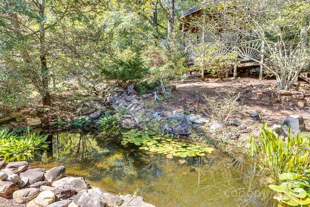 285 Old Batson Road, Taylors, SC 29687