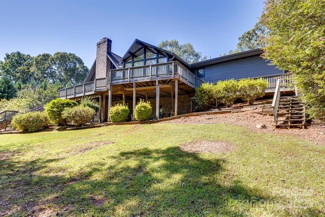 285 Old Batson Road, Taylors, SC 29687