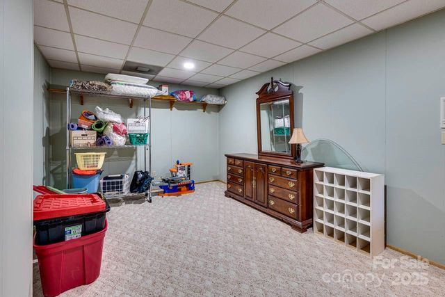 285 Old Batson Road, Taylors, SC 29687