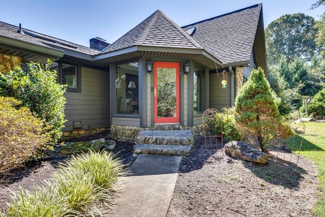 285 Old Batson Road, Taylors, SC 29687