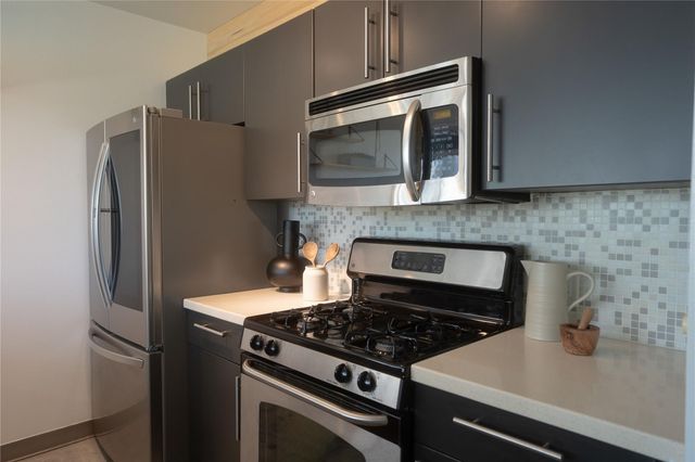 4801 S Congress Ave H5, Austin, TX 78745