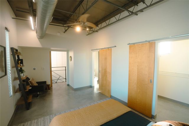 4801 S Congress Ave H5, Austin, TX 78745