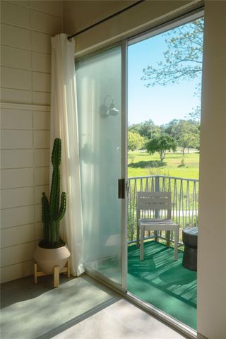 4801 S Congress Ave H5, Austin, TX 78745