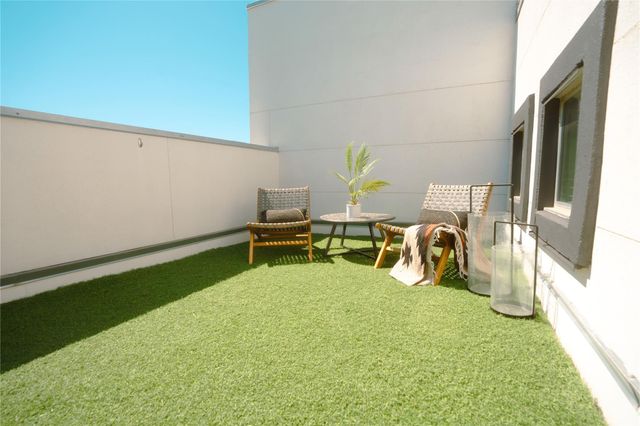 4801 S Congress Ave H5, Austin, TX 78745