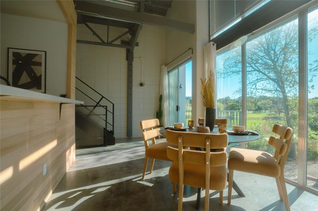 4801 S Congress Ave H5, Austin, TX 78745