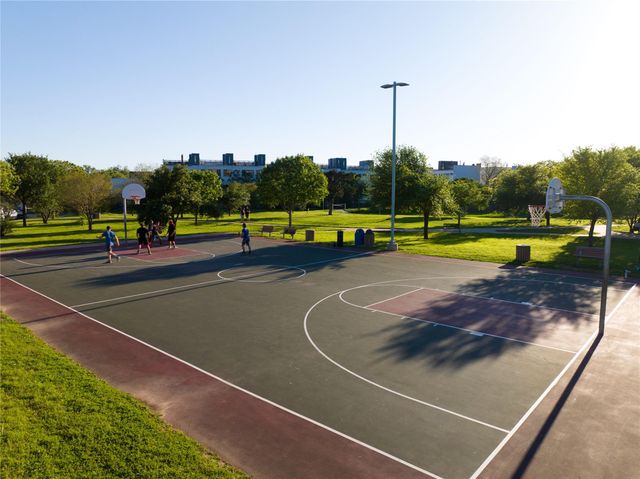 4801 S Congress Ave H5, Austin, TX 78745