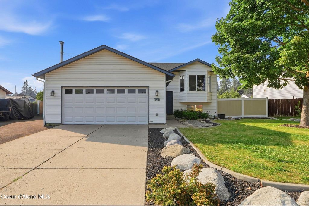 6619 W Silverado St, Rathdrum, ID 83858 photo 1