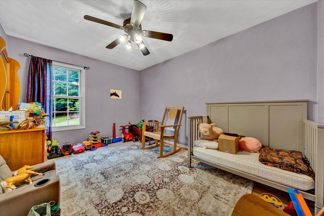 7123 Tall Oak LN, Roanoke, VA 24018