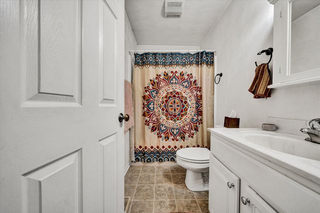 7123 Tall Oak LN, Roanoke, VA 24018