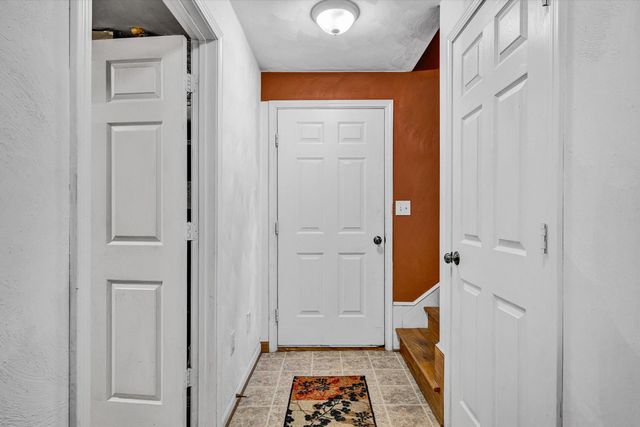 7123 Tall Oak LN, Roanoke, VA 24018