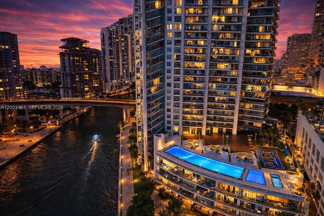 92 SW 3rd St 4310, Miami, FL 33130