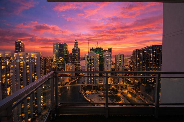 92 SW 3rd St 4310, Miami, FL 33130