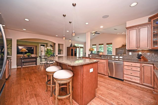 117 Bares Creek Court, Loveland, OH 45140