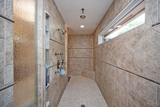 117 Bares Creek Court, Loveland, OH 45140