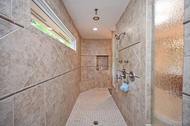 117 Bares Creek Court, Loveland, OH 45140