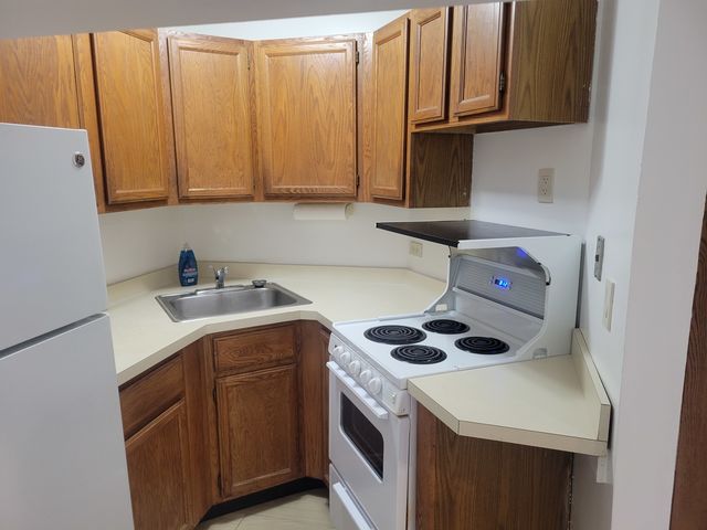 1721 S Washington Street 1721, Naperville, IL 60565