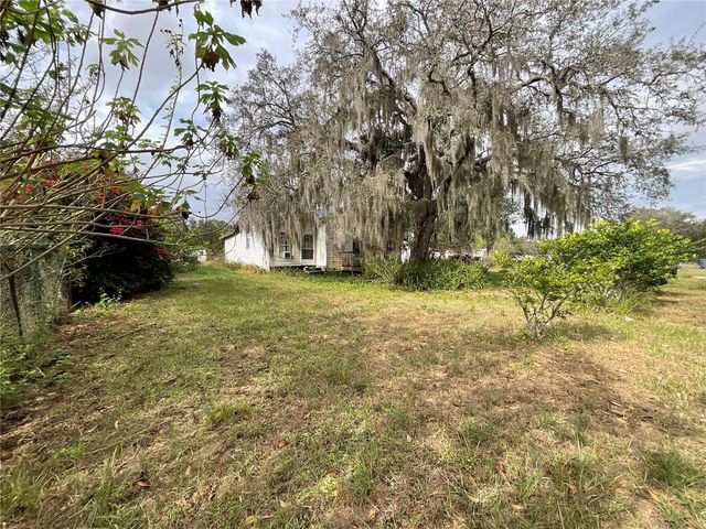 1701 SANFORD STREET, Lake Wales, FL 33859