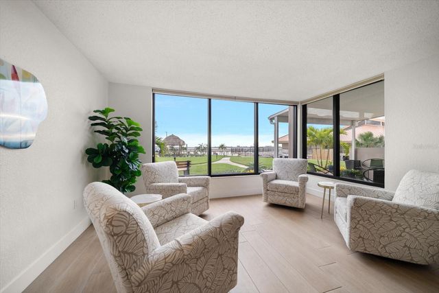 634 EDGEWATER DRIVE 444, Dunedin, FL 34698