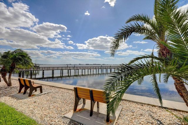 634 EDGEWATER DRIVE 444, Dunedin, FL 34698