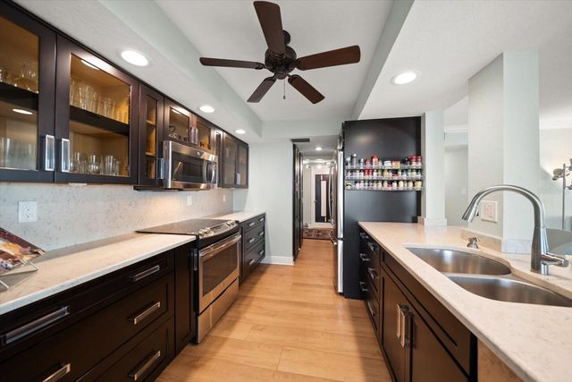 634 EDGEWATER DRIVE 444, Dunedin, FL 34698