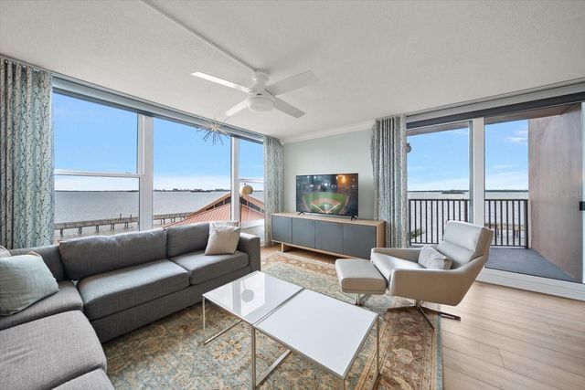 634 EDGEWATER DRIVE 444, Dunedin, FL 34698