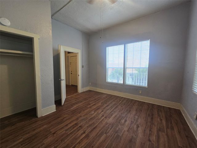 3523 Winnie Street, Galveston, TX 77550