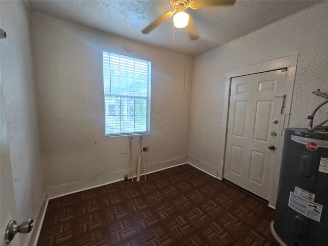 3523 Winnie Street, Galveston, TX 77550
