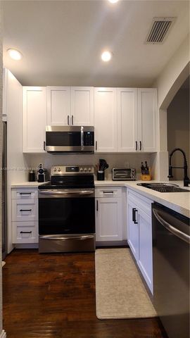 5791 NW 116 AVE 105, Doral, FL 33178