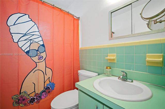 1360 NE 138th St, North Miami, FL 33161