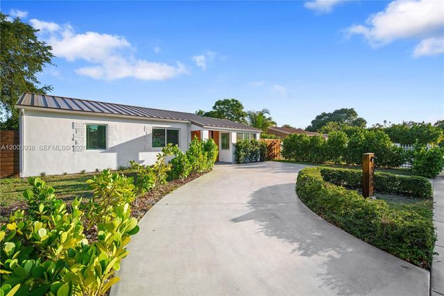 1360 NE 138th St, North Miami, FL 33161