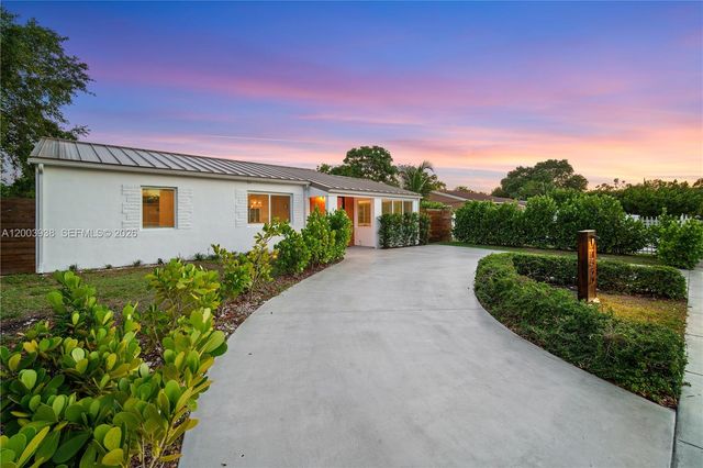 1360 NE 138th St, North Miami, FL 33161