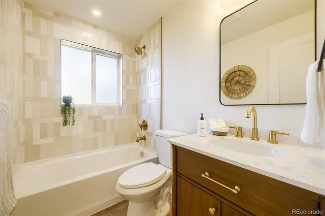 3538 Kearney, Denver, CO 80207