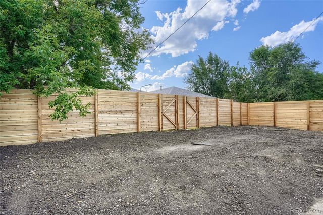 3538 Kearney, Denver, CO 80207