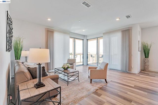 45128 Warm Springs Blvd 509, Fremont, CA 94539